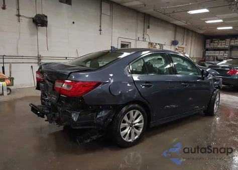 2017 Subaru Legacy 2.5I Premium из США, поврежденный, VIN 4S3BNAC6XH3056120